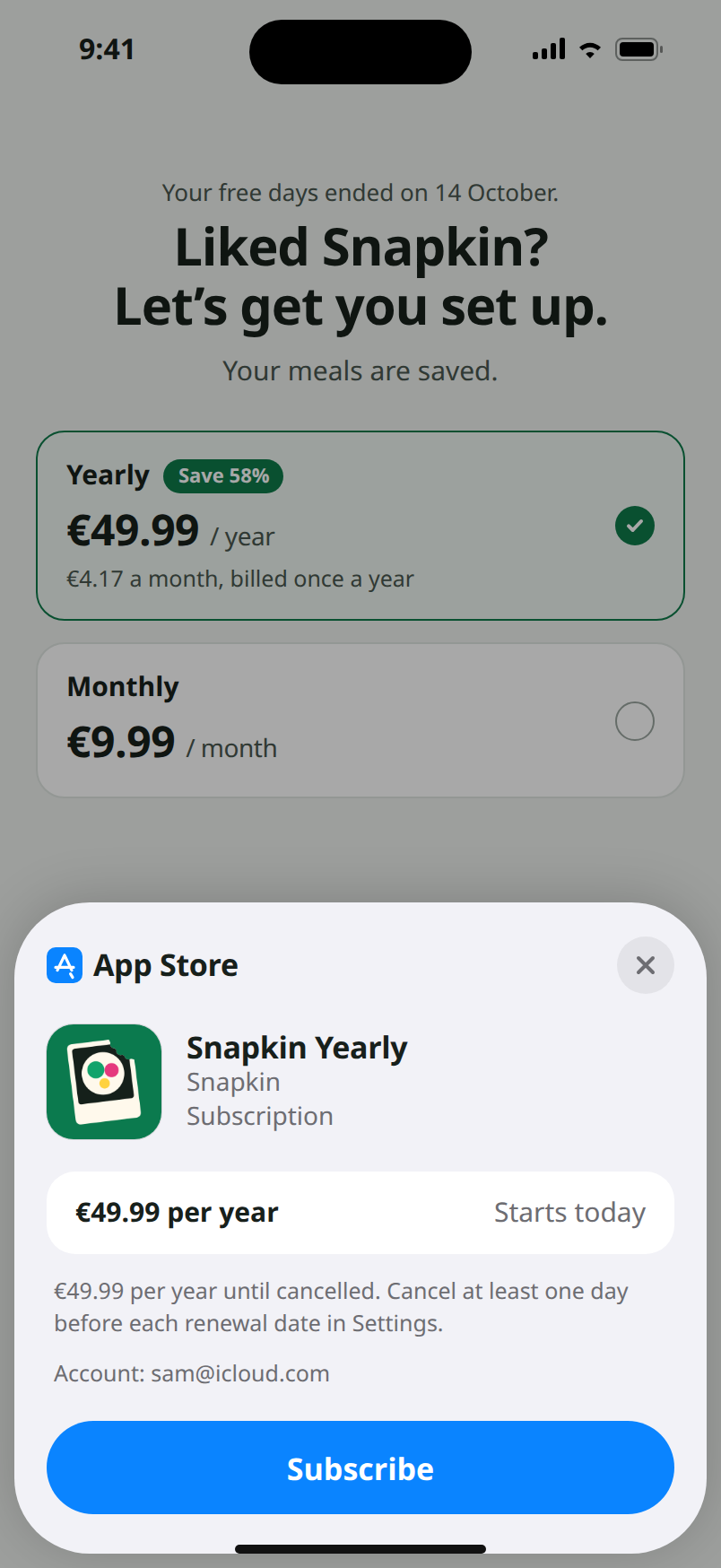 La pantalla de suscripción de Snapkin con el plan mensual de 9,99 € elegido y, encima, la ventana de la App Store: Snapkin Monthly, 3 días gratis desde hoy, luego 9,99 € al mes, y un botón Suscribirse.